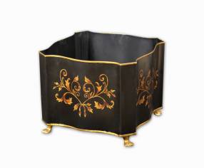 OCTAGONAL PLANTER- BLACK